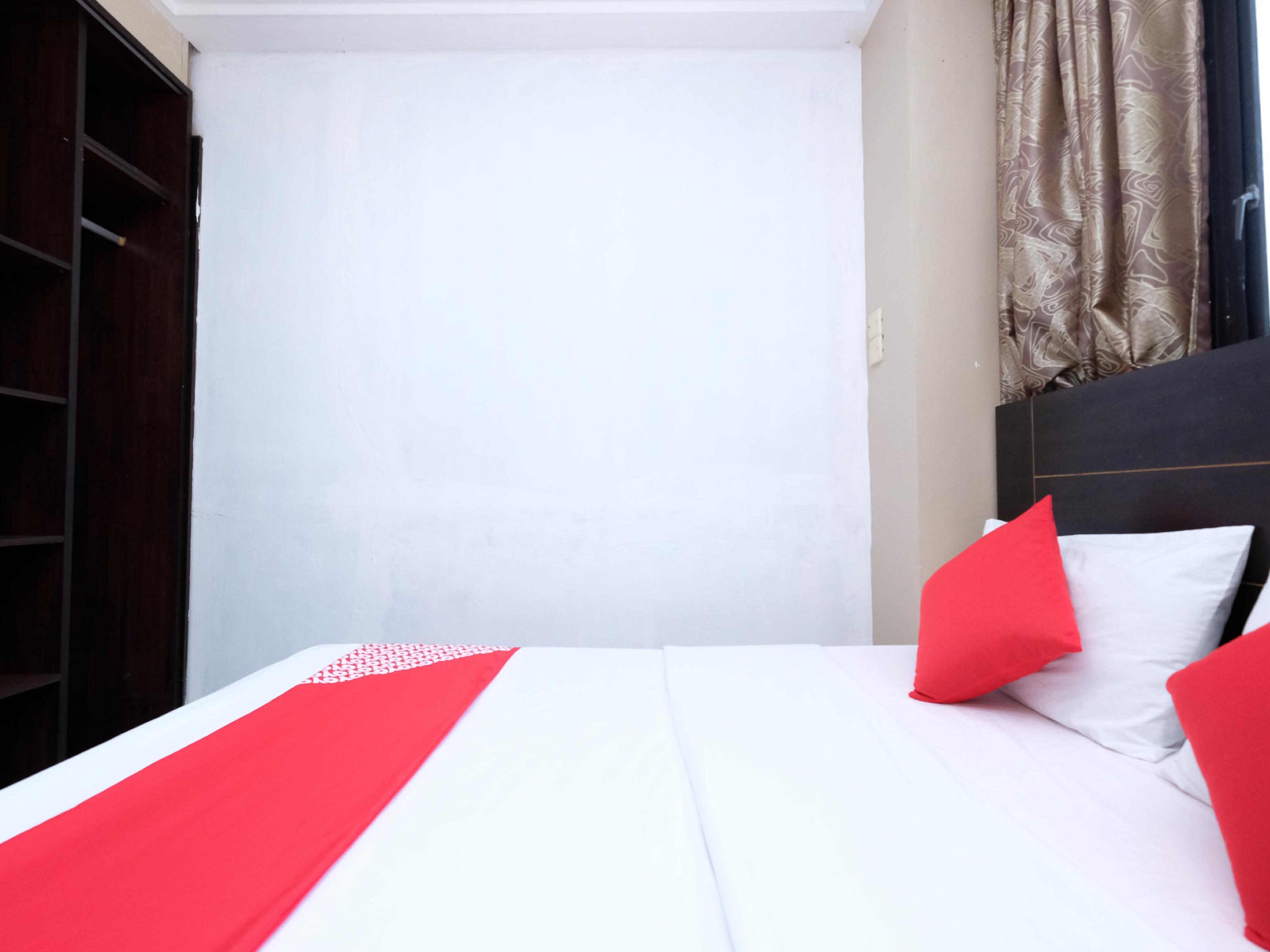 Oyo 717 Mr J Hotel Wakaf Che Yeh 2 Esterno foto