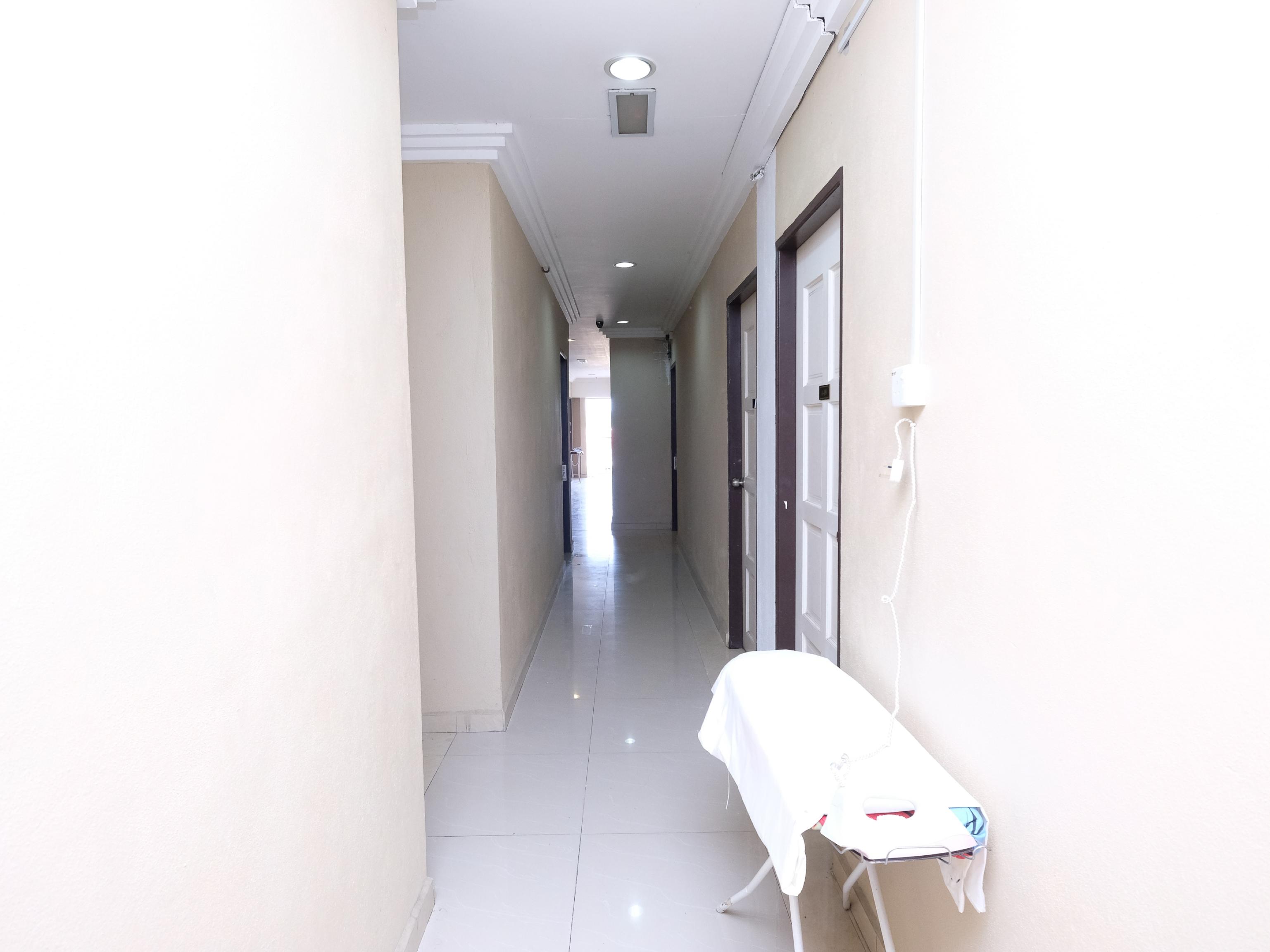 Oyo 717 Mr J Hotel Wakaf Che Yeh 2 Esterno foto
