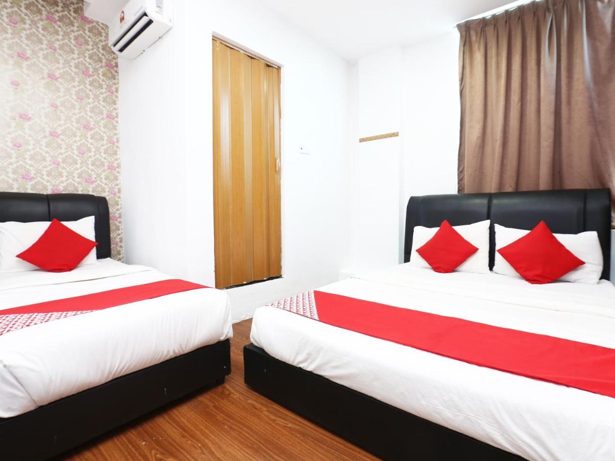 Oyo 717 Mr J Hotel Wakaf Che Yeh 2 Esterno foto