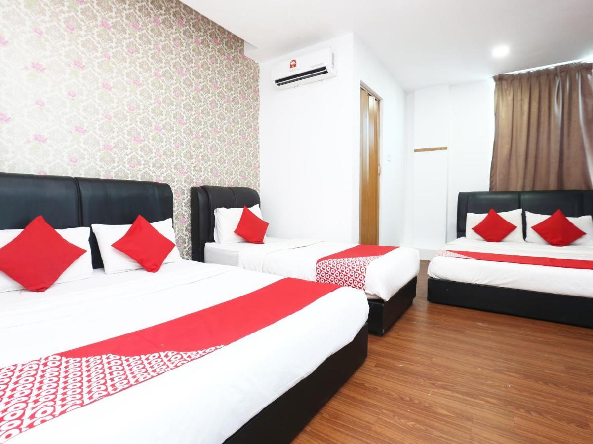 Oyo 717 Mr J Hotel Wakaf Che Yeh 2 Esterno foto