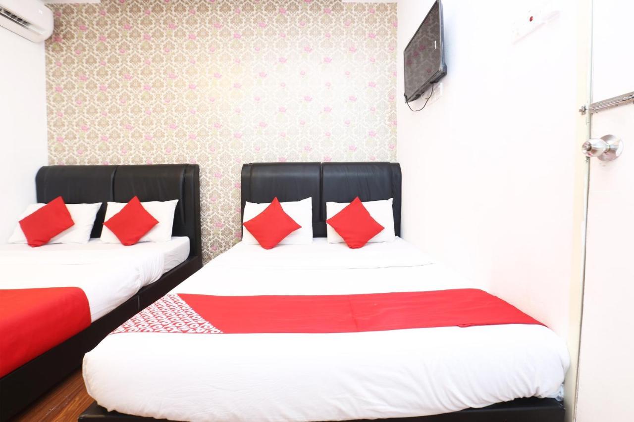 Oyo 717 Mr J Hotel Wakaf Che Yeh 2 Esterno foto